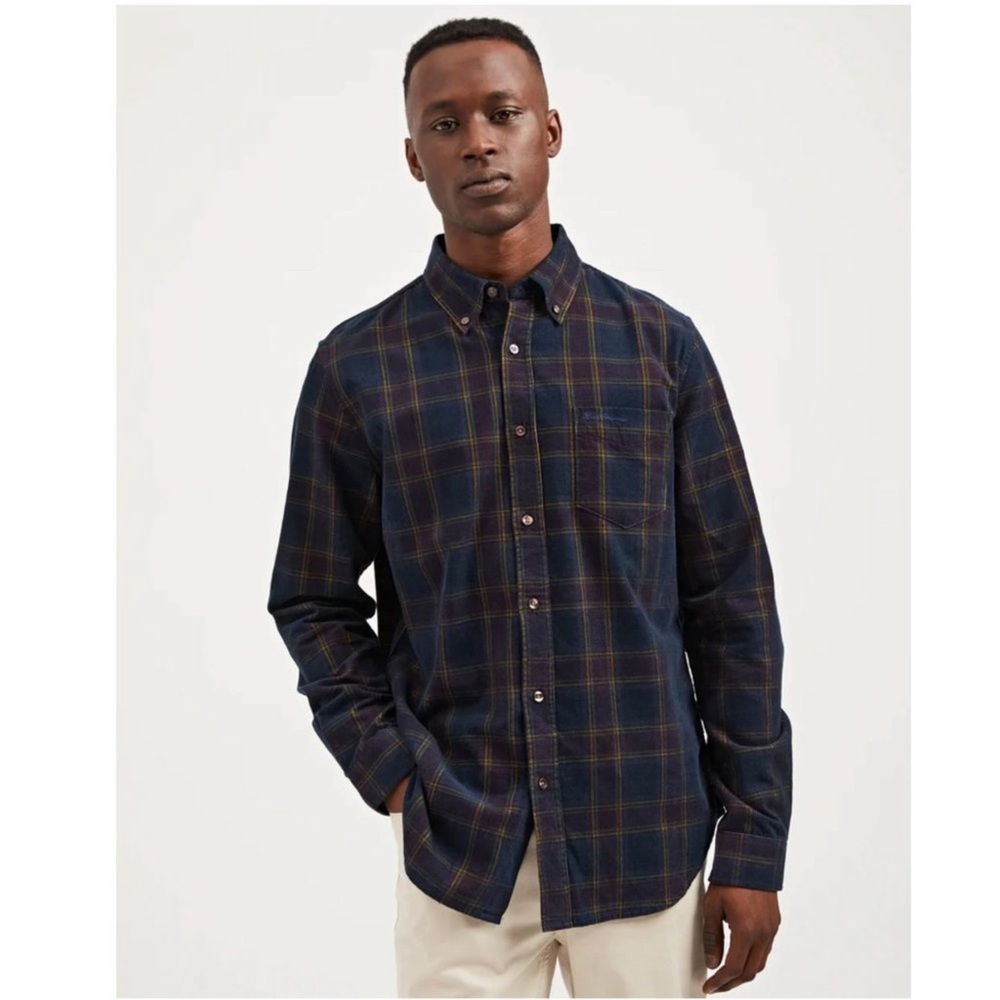 Ben Sherman Long Sleeve Plaid Navy / Burgundy Corduroy Shirt men’s size Med